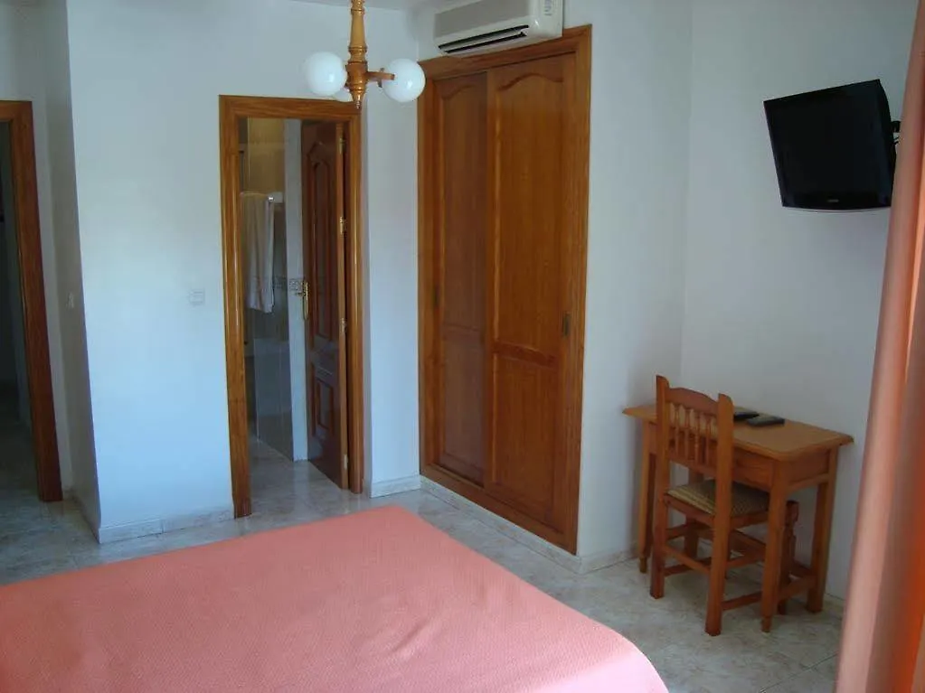 Hostal Juan Carlos Carboneras