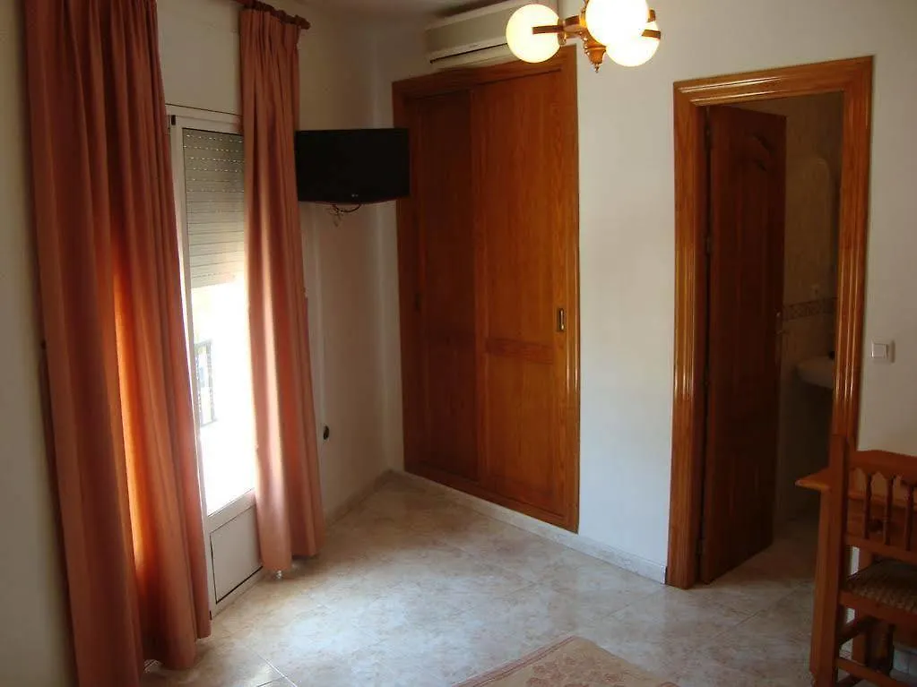 Гостевой дом Hostal Juan Carlos Карбонерас