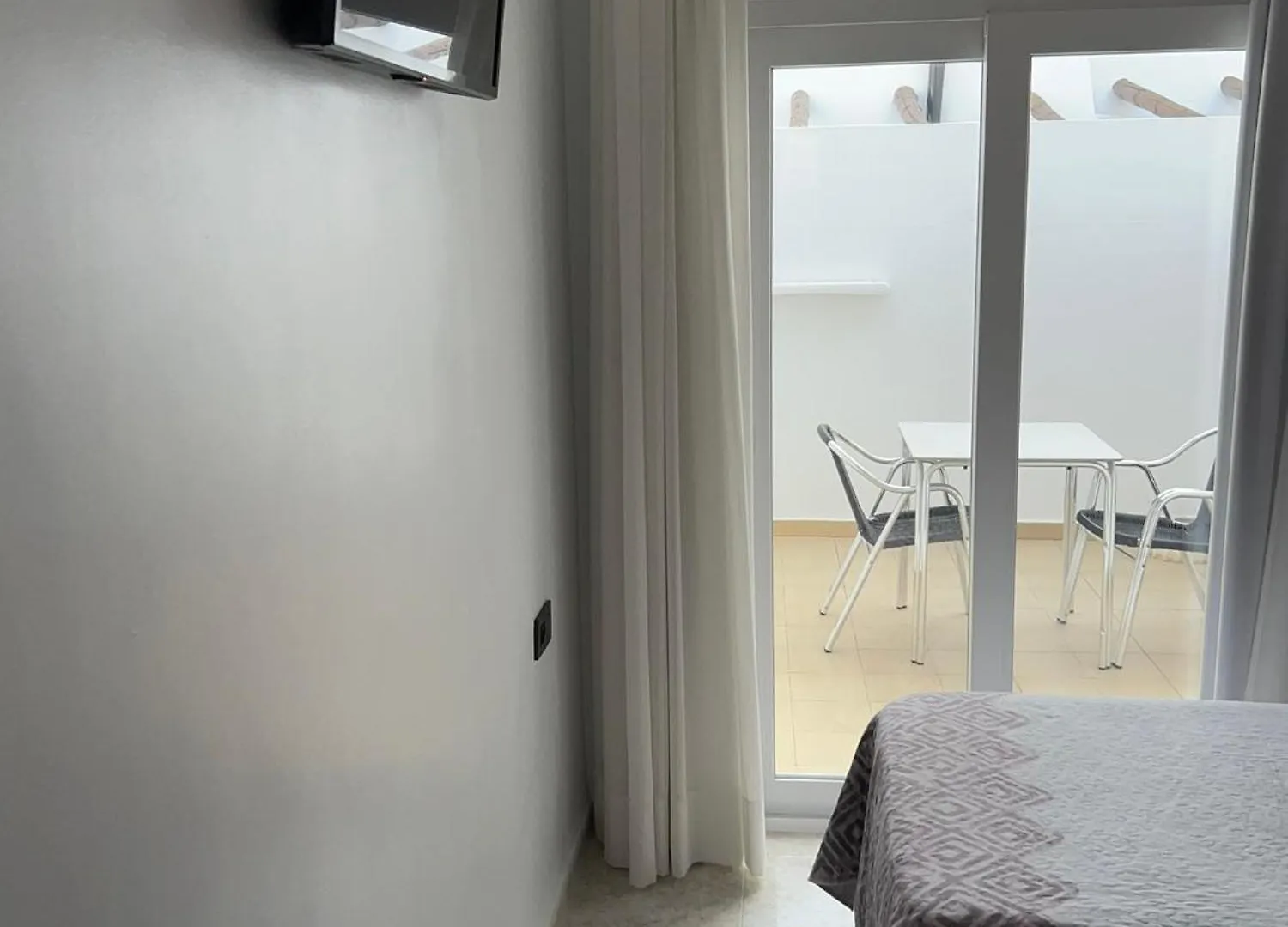 Hostal Juan Carlos Carboneras Guest house